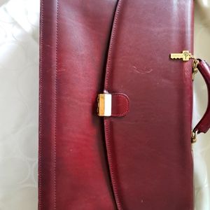 Leather womens briefcase.